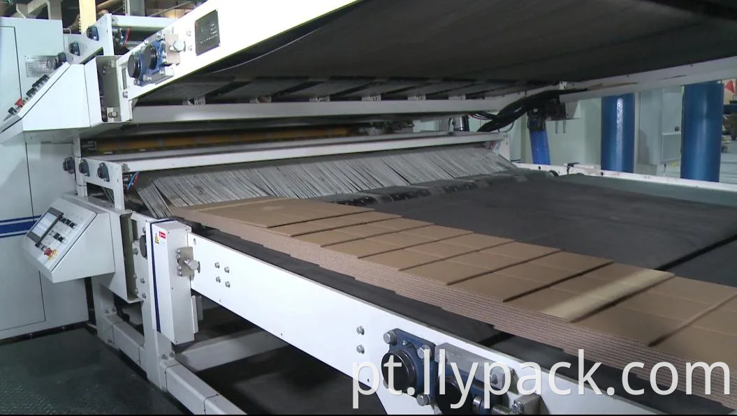 Corrugated Cardboard Cut Off Machine 